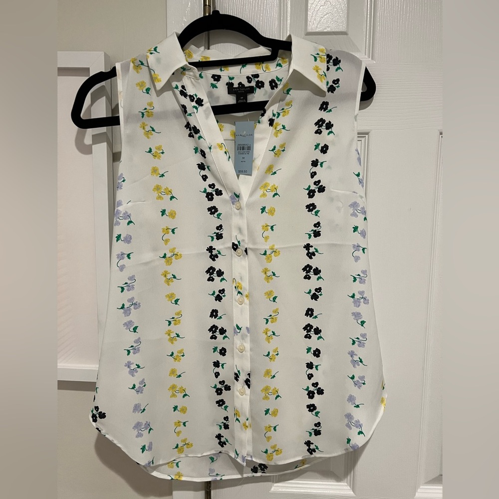 Ann Taylor Petite Medium Floral Top